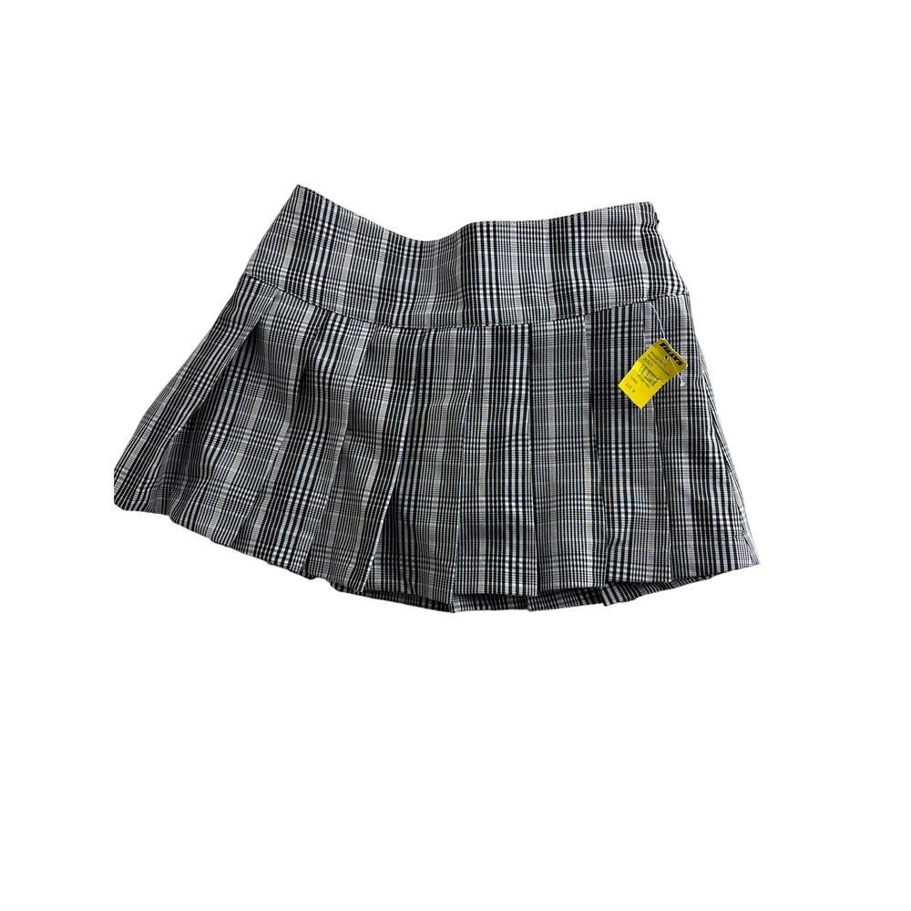 RSQ Womens Plaid Skort Medium Skirt with Shorts Pleated Tillys Twee Preppy NWT